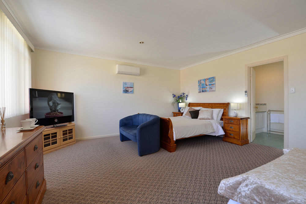 Palm Beach Guest House Rockingham Exterior foto